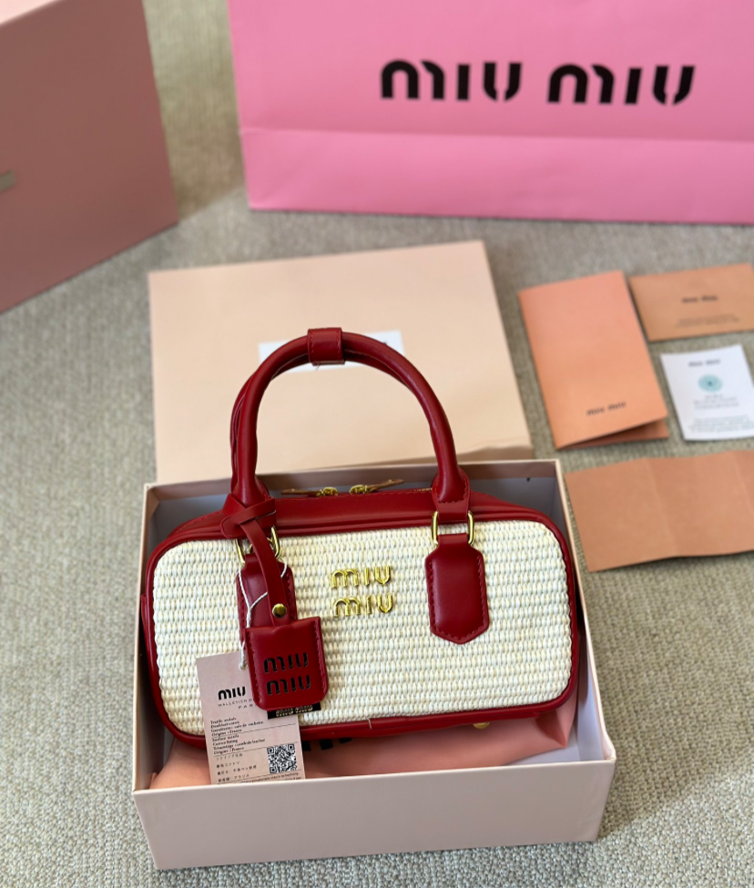 MIU MIU PURSE