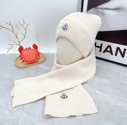 MONCLER BEANIE & SCARF SET