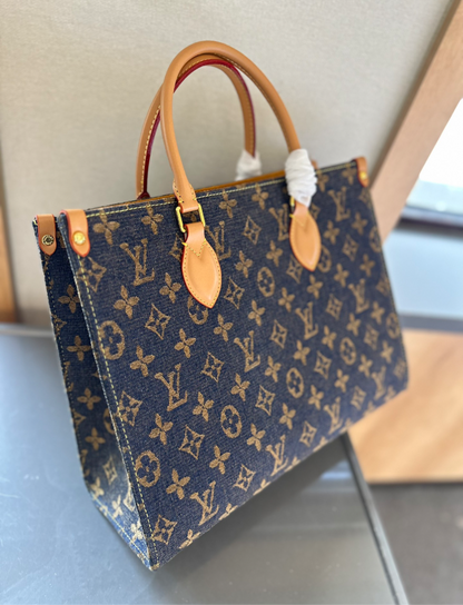 LV PURSE