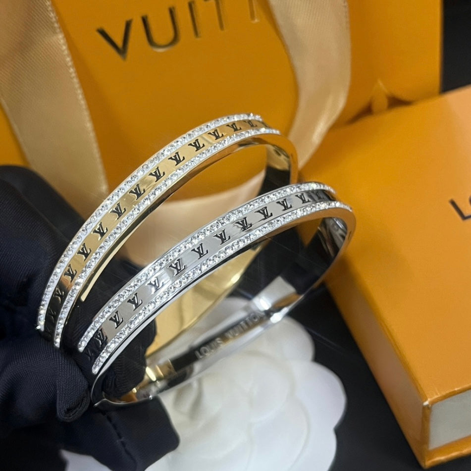 LV BRACELET