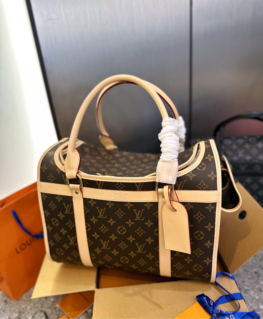 LV PET CARRIER